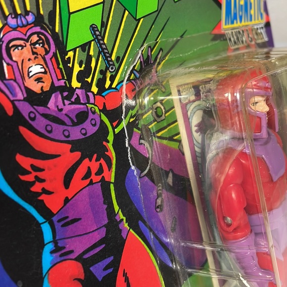 X-Men Marvel ‘93 Magneto & ‘95 Sabertooth Age of Apocalypse Action Figures NIB - Picture 3 of 12